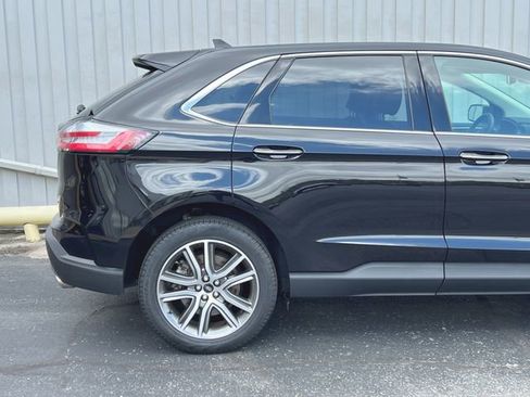 Used 2024 Ford Edge Titanium w/ Equipment Group 301A AWD/4WD image 16