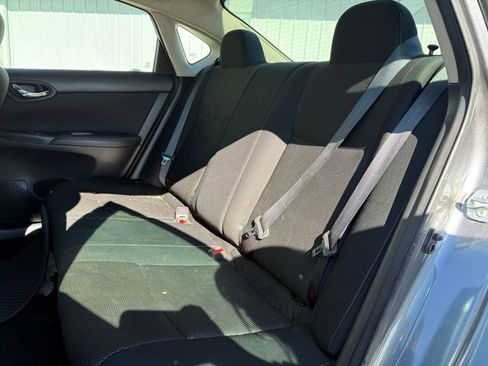 Used 2019 Nissan Sentra S image 13