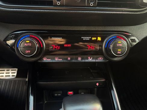 Used 2022 Kia Forte GT image 20