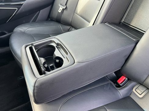 Used 2018 Kia Cadenza Technology w/ Paint Protection Package image 27