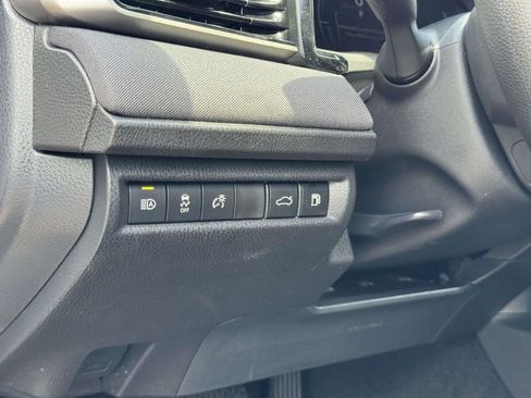 Used 2026 Toyota Camry LE FWD image 10