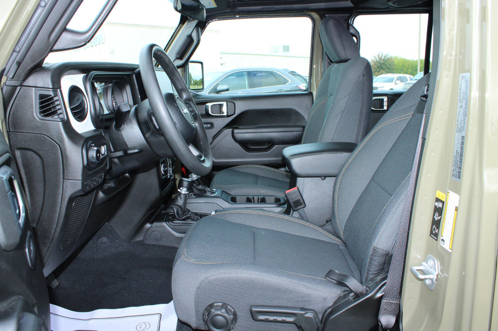 Used 2026 Jeep Wrangler Unlimited Sport AWD/4WD image 30