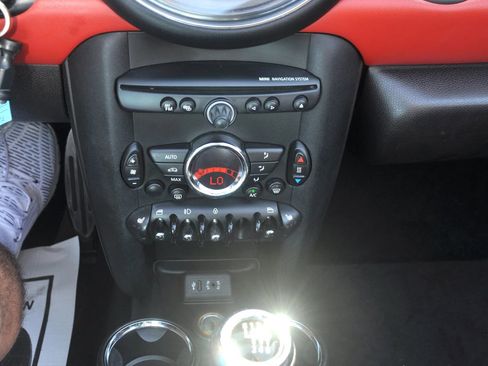 Used 2015 MINI Cooper Roadster S FWD image 28