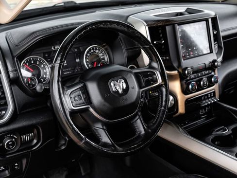 Used 2019 RAM 1500 Laramie image 12