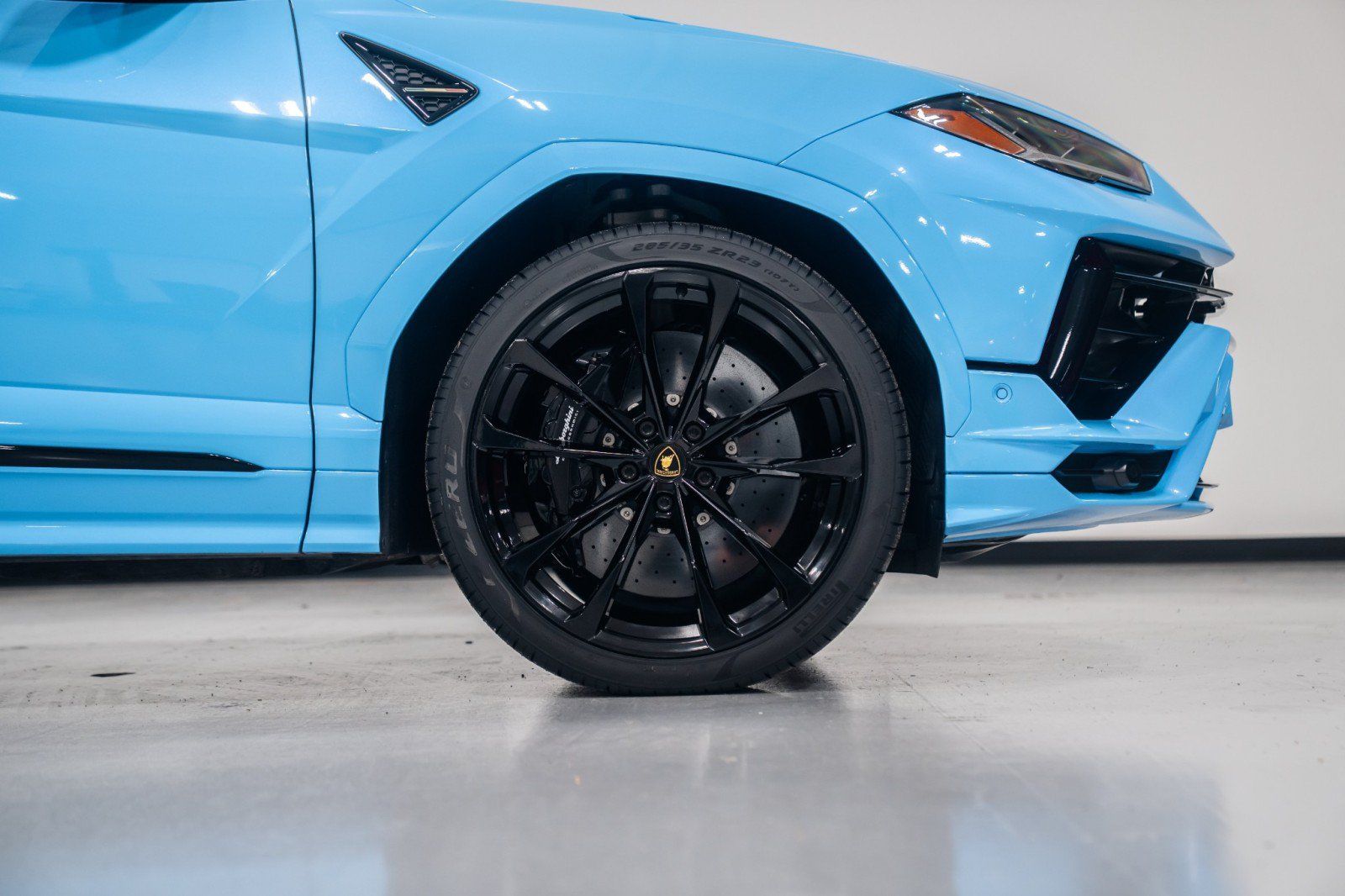 Used 2024 Lamborghini Urus S AWD/4WD image 43