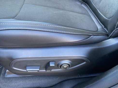 New 2025 Jeep Grand Cherokee Laredo image 10