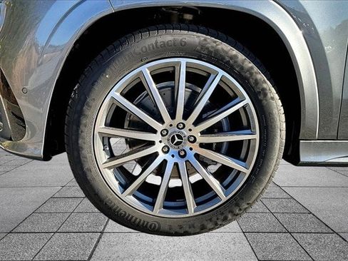 New 2025 Mercedes-Benz GLS 450 4MATIC image 15