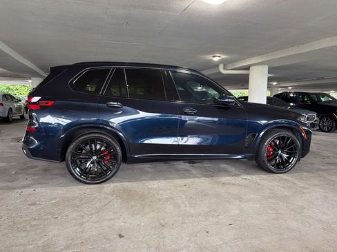 Certified 2024 BMW X5 xDrive40i w/ M Sport Package AWD/4WD image 7