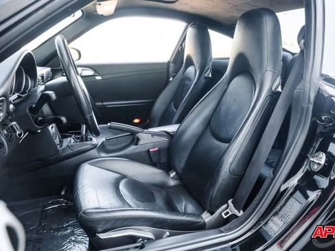 Used 2005 Porsche 911 Carrera image 4