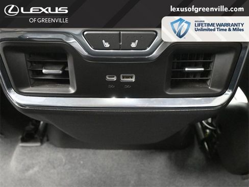 Used 2022 GMC Sierra 1500 Denali w/ Denali Reserve Package image 30