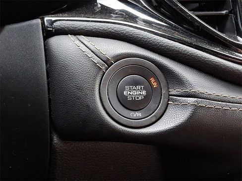 Used 2022 Dodge Durango GT image 27