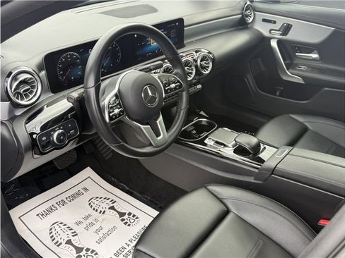 Used 2020 Mercedes-Benz CLA 250 image 18