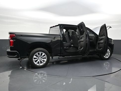 Used 2022 Chevrolet Silverado 1500 Custom RWD image 27