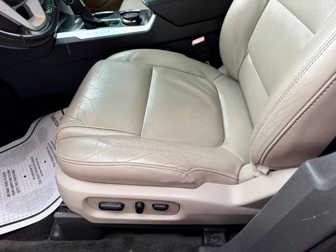 Used 2013 Ford Explorer XLT AWD/4WD image 50
