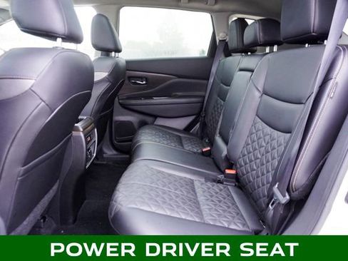 Used 2021 Nissan Murano Platinum image 9