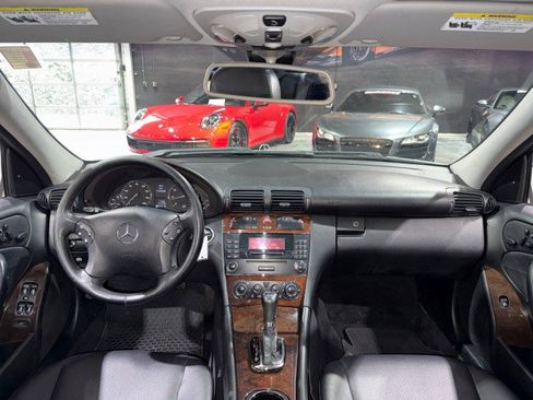 Used 2007 Mercedes-Benz C 280 4MATIC Sedan image 9