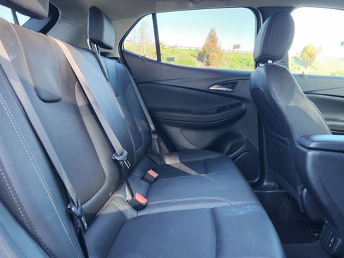 Used 2024 Buick Encore GX Sport Touring image 21