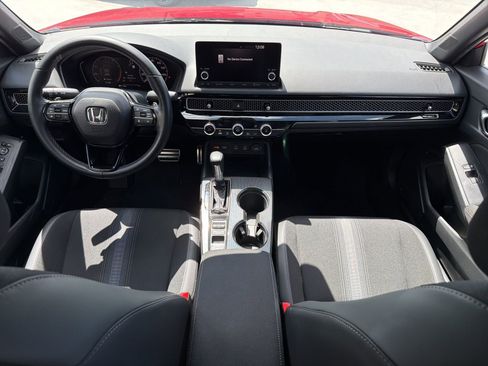 Used 2025 Honda Civic Sport image 6