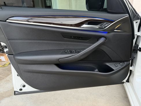 Used 2018 BMW 530e RWD image 20