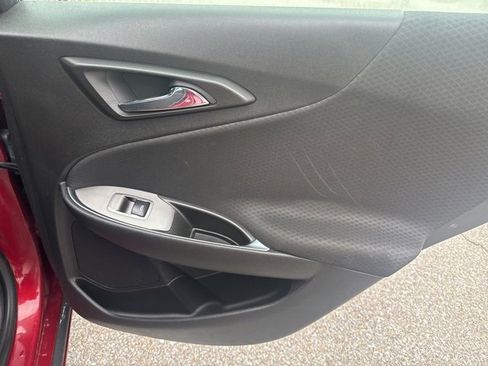 Used 2018 Chevrolet Malibu LT image 23