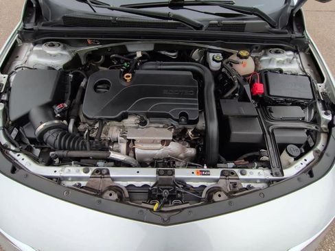 Used 2020 Chevrolet Malibu LS w/ Driver Confidence Package image 14