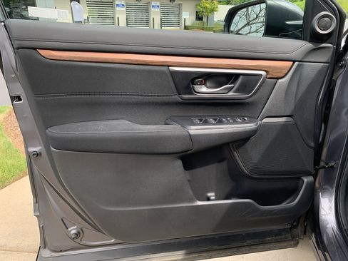 Used 2019 Honda CR-V EX image 7