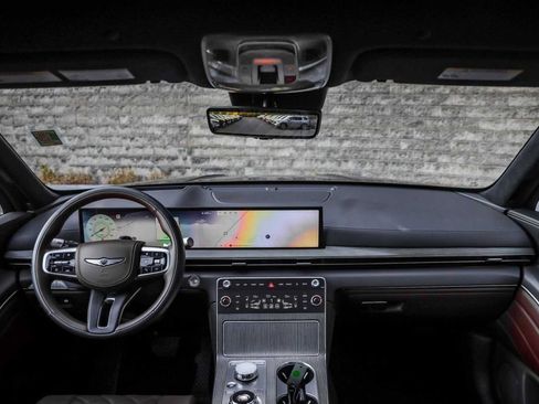 Used 2025 Genesis GV80 3.5T Prestige image 24
