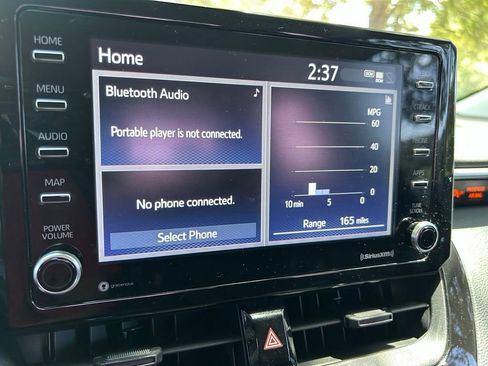 Used 2021 Toyota Corolla LE FWD image 23