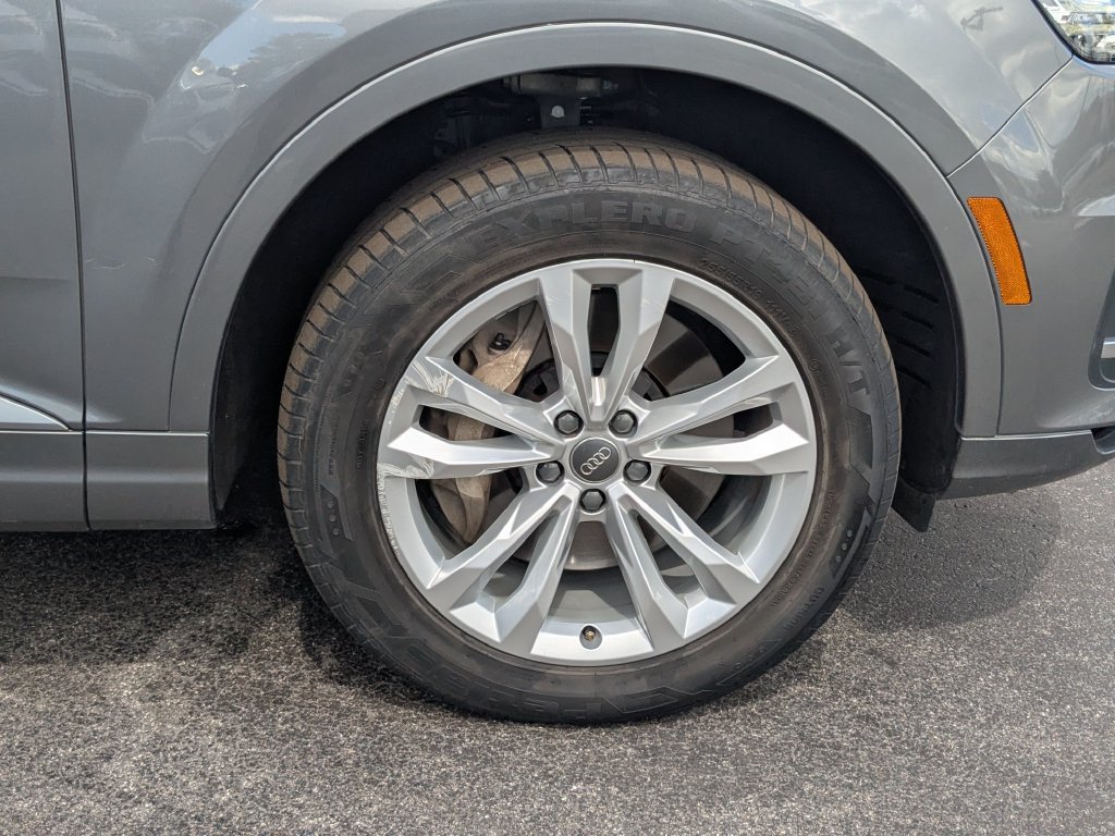 Used 2017 Audi Q7 3.0T Premium Plus AWD/4WD image 23