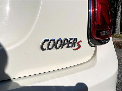 Used 2020 MINI Cooper S image 19