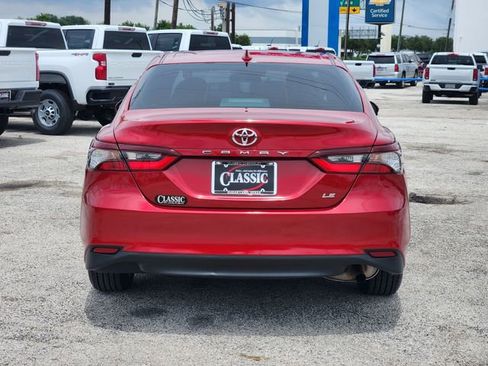 Used 2024 Toyota Camry LE FWD image 6