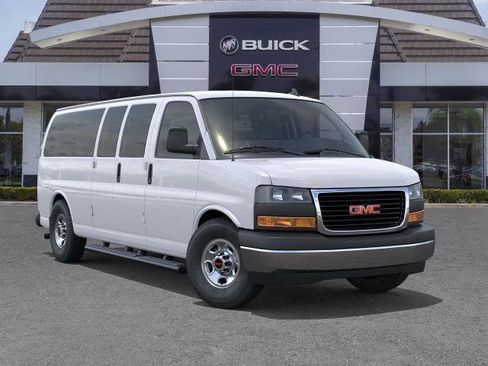 New 2025 GMC Savana 3500 LS image 7