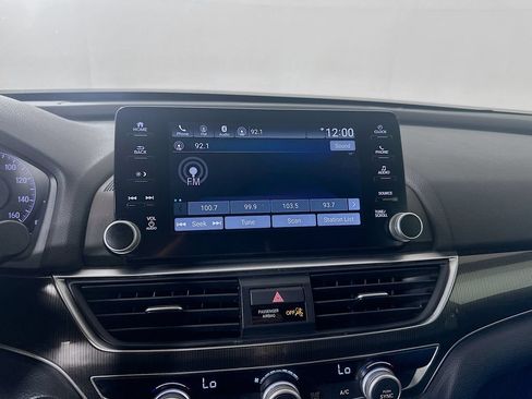 Used 2020 Honda Accord Sport image 10