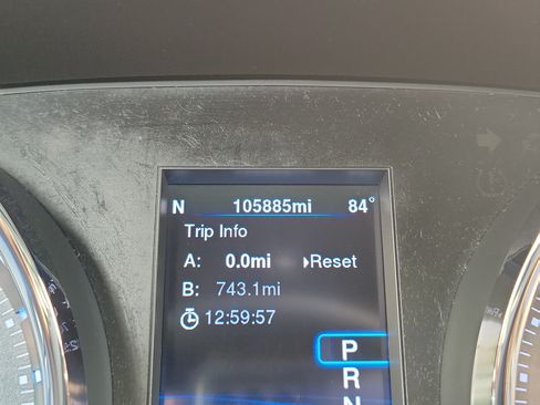 Used 2014 Chrysler 300 RWD image 26