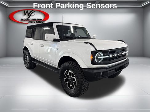 Used 2023 Ford Bronco Outer Banks AWD/4WD image 3