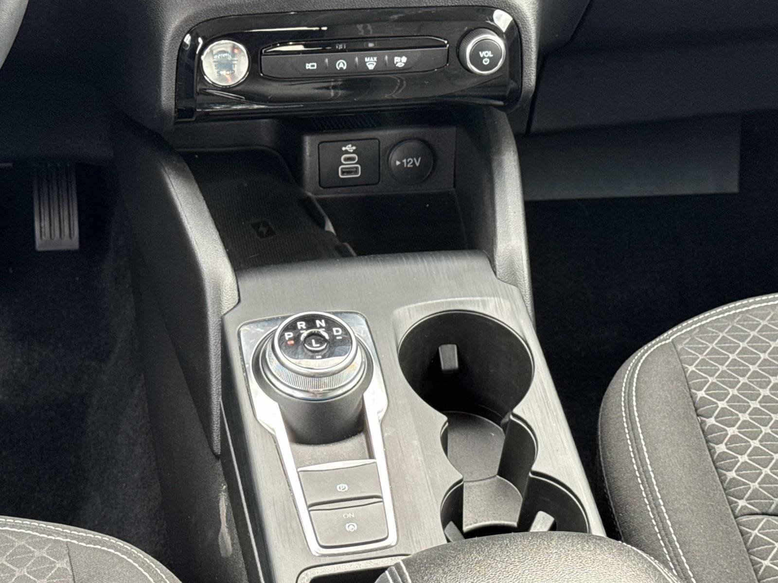 Used 2024 Ford Escape Active w/ Tech Pack #2 AWD/4WD image 17