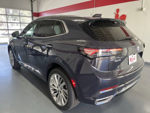 New 2026 Buick Envision Avenir image 6