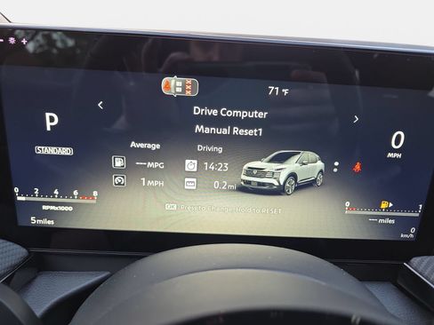 New 2026 Nissan Kicks SR FWD image 18
