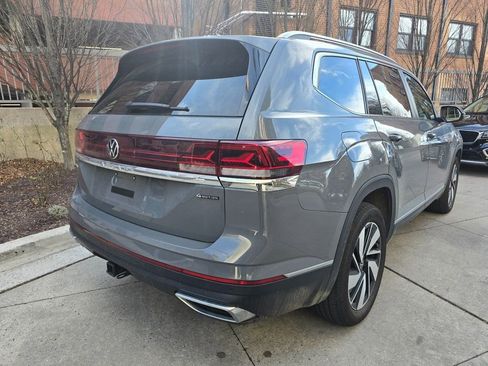 Certified 2025 Volkswagen Atlas SEL image 22