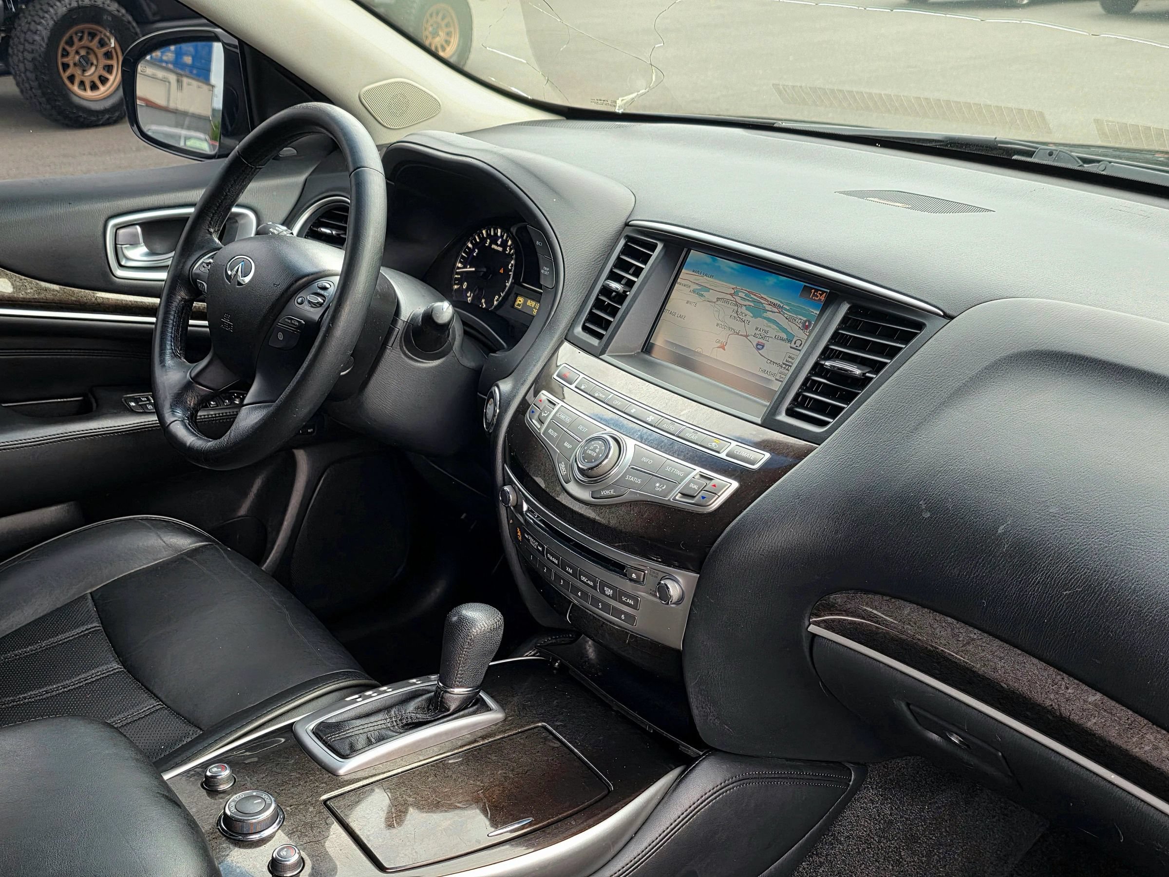 Used 2015 INFINITI QX60 Luxe w/ Premium Plus Package AWD/4WD image 26