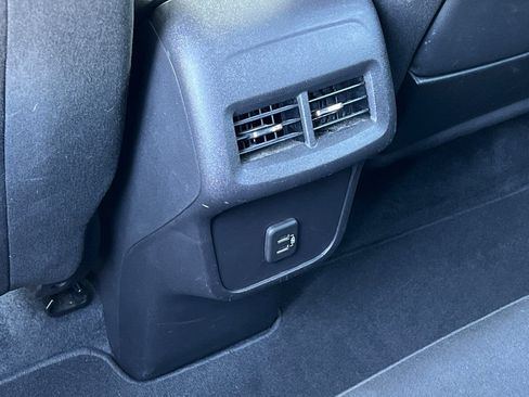 Used 2024 GMC Terrain SLE image 43