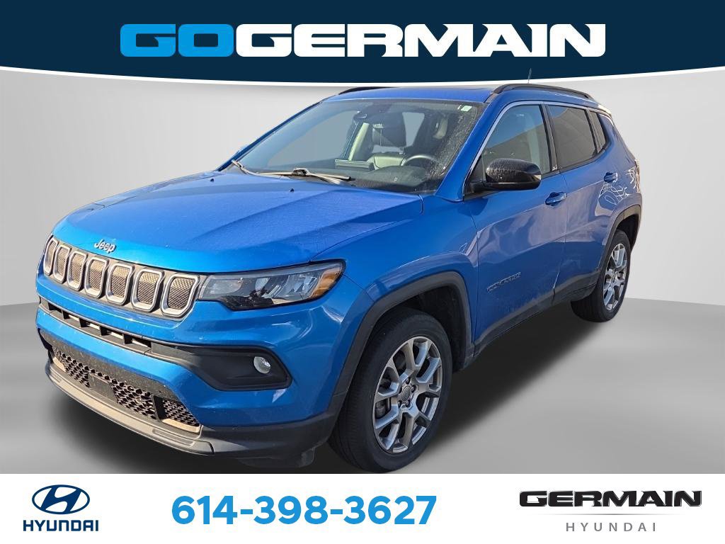Used 2022 Jeep Compass Latitude w/ Sun and Sound Group AWD/4WD image 4