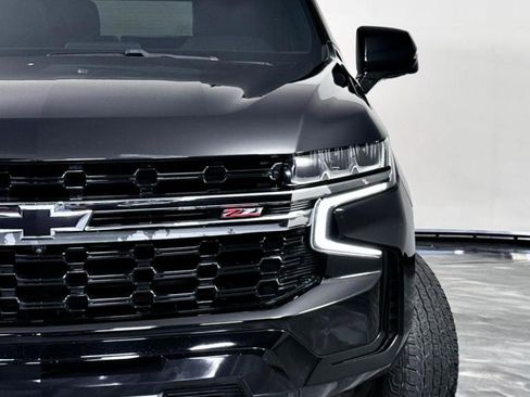 Used 2021 Chevrolet Tahoe Z71 w/ Z71 Signature Package AWD/4WD image 6
