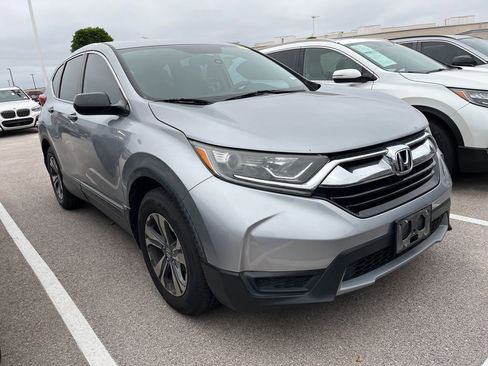 Used 2018 Honda CR-V LX image 2