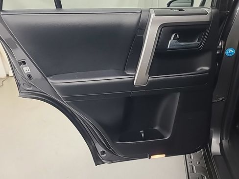 Used 2020 Toyota 4Runner SR5 Premium AWD/4WD image 18