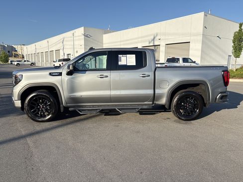 Used 2025 GMC Sierra 1500 Elevation AWD/4WD image 6