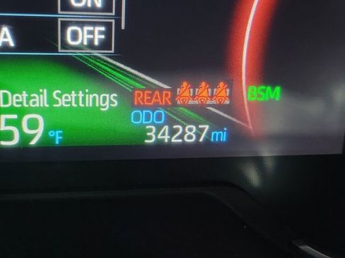 Used 2025 Toyota RAV4 XLE FWD image 11