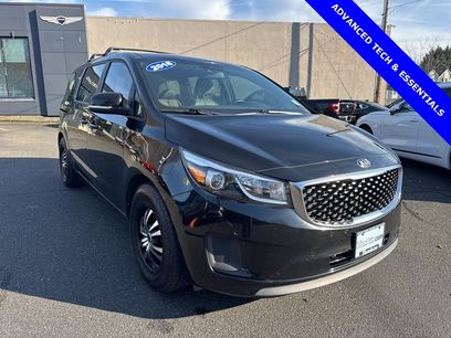 Used 2018 Kia Sedona LX w/ LX Essentials Premium Package
