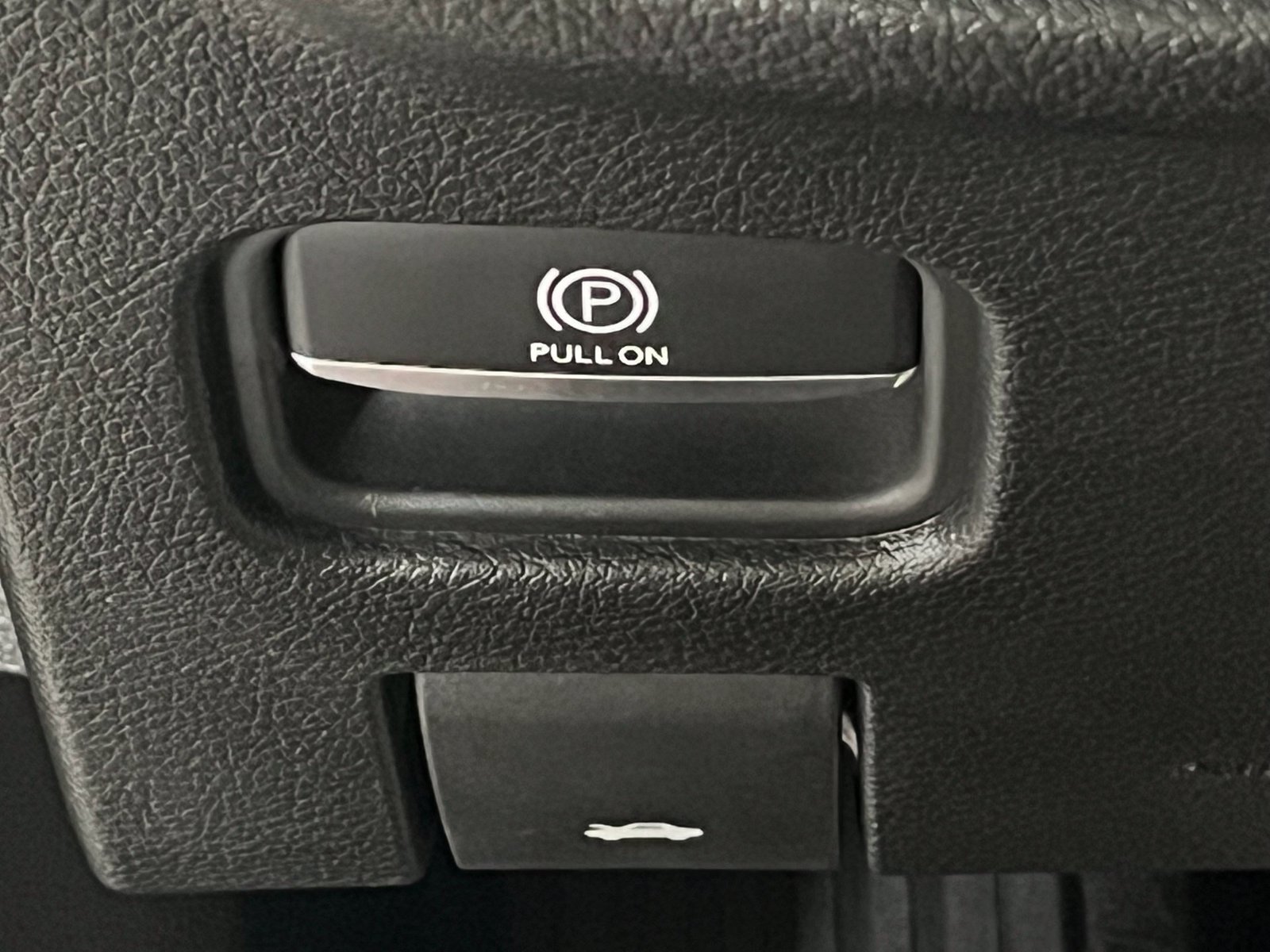 Used 2023 Jeep Grand Cherokee Limited AWD/4WD image 35