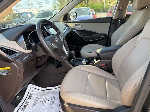 Used 2017 Hyundai Santa Fe Sport image 15